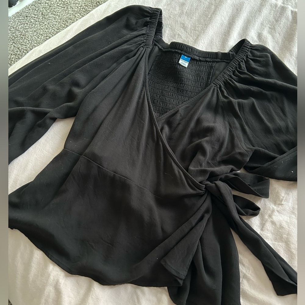 Black Old Navy Wrap Top